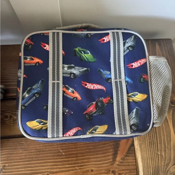 Pottery Barn Kids Hot Wheels Backpack with Matching LunchBox. - Picture 7 of 8
